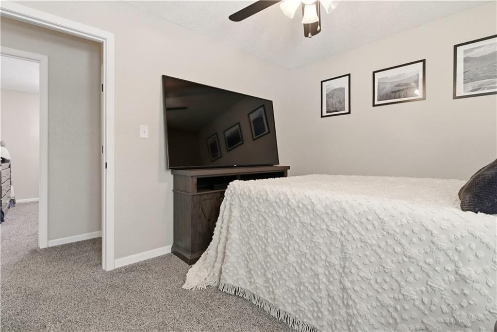 1610 SE Camelot Court — photo 20