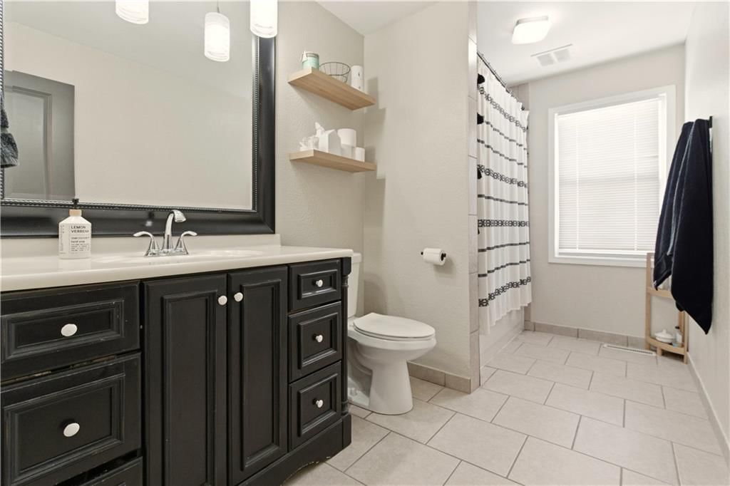 1610 SE Camelot Court — photo 21