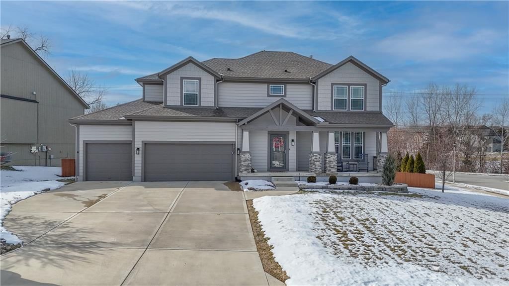 5200 Meadowsweet Lane — photo 2