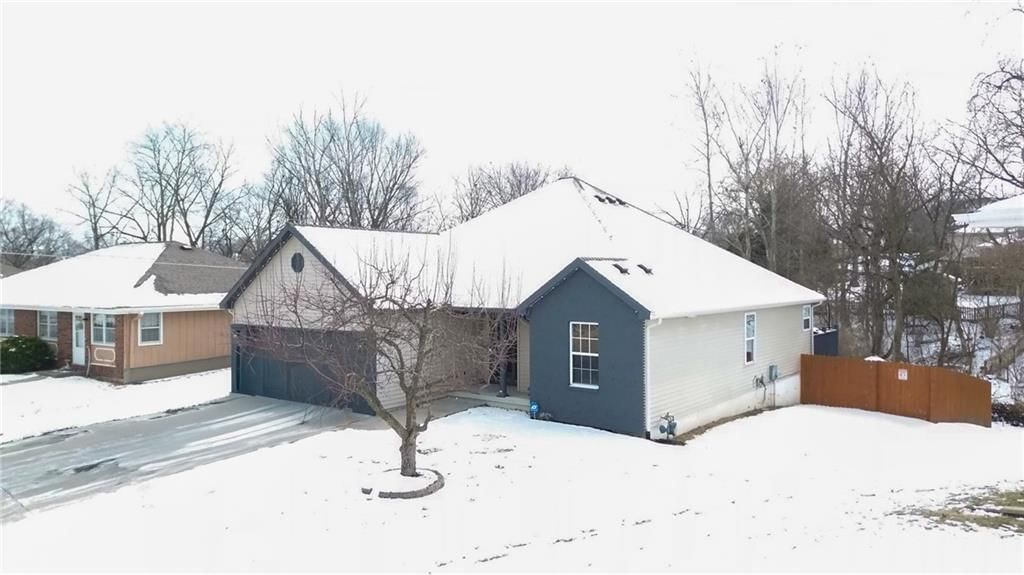 4702 Zebra Lane — photo 3