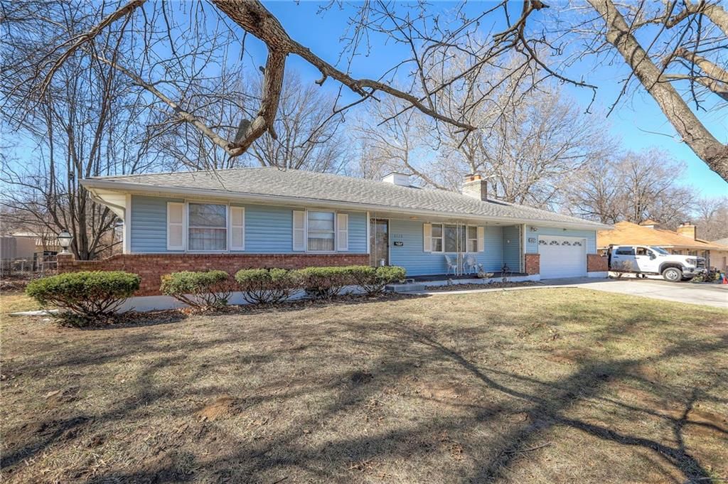 8428 James A Reed Road — photo 3