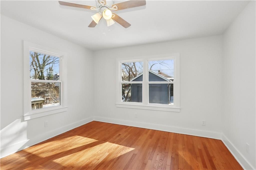 829 W 39th Terrace — photo 15