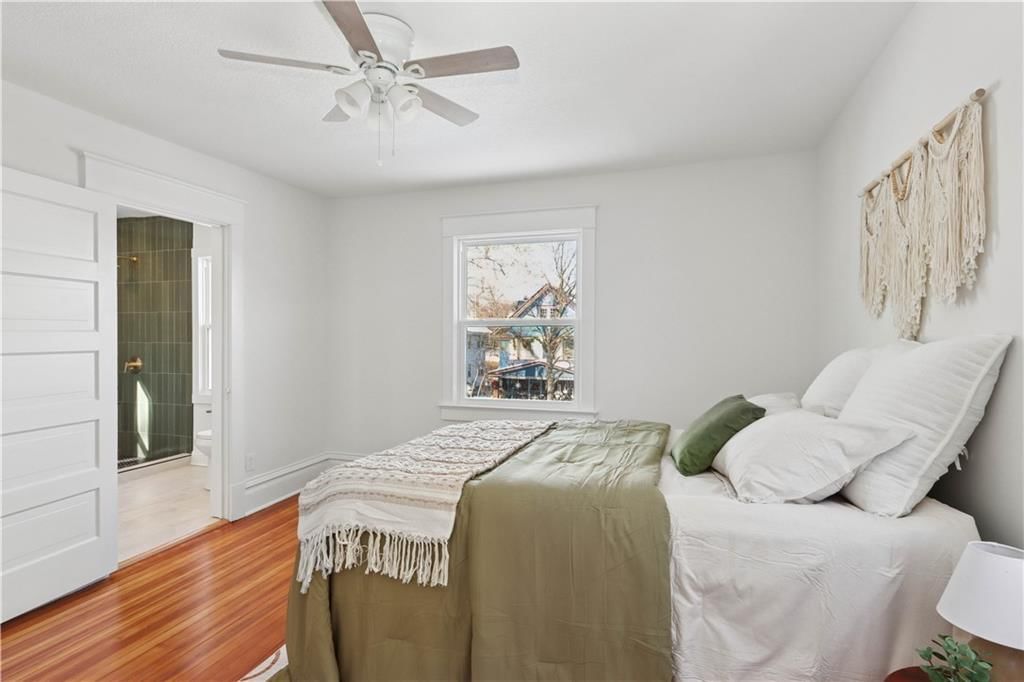 829 W 39th Terrace — photo 17