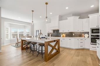 8004 Round Prairie Street — photo 7
