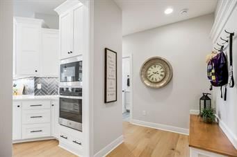 8004 Round Prairie Street — photo 11