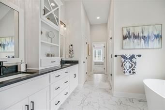 8004 Round Prairie Street — photo 17