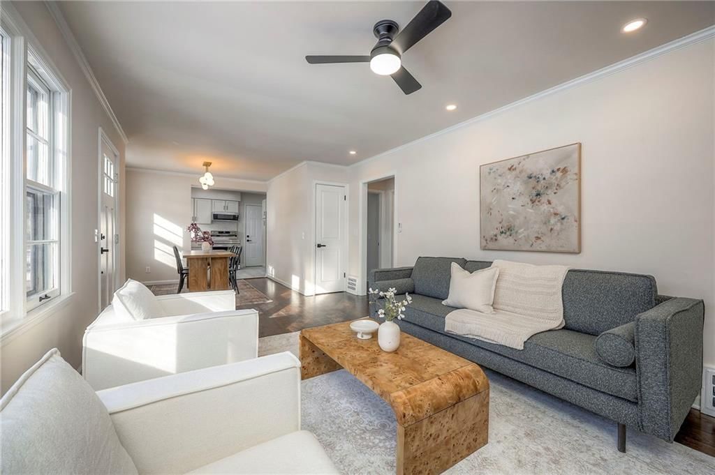 5529 Granada Lane — photo 7