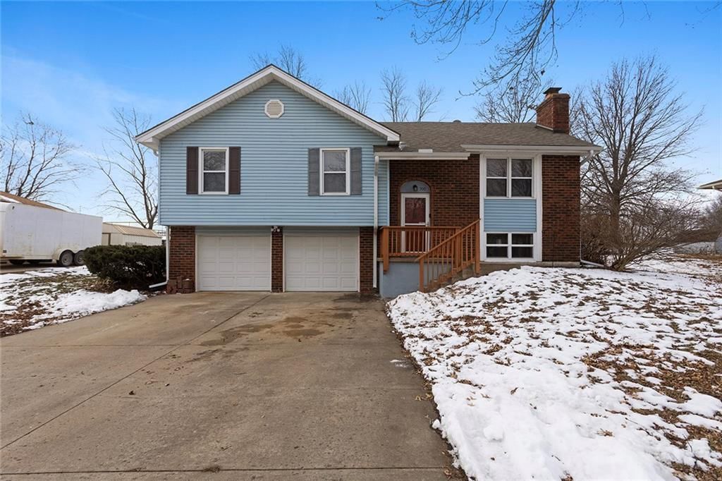 700 W McDowell Avenue, Odessa, MO