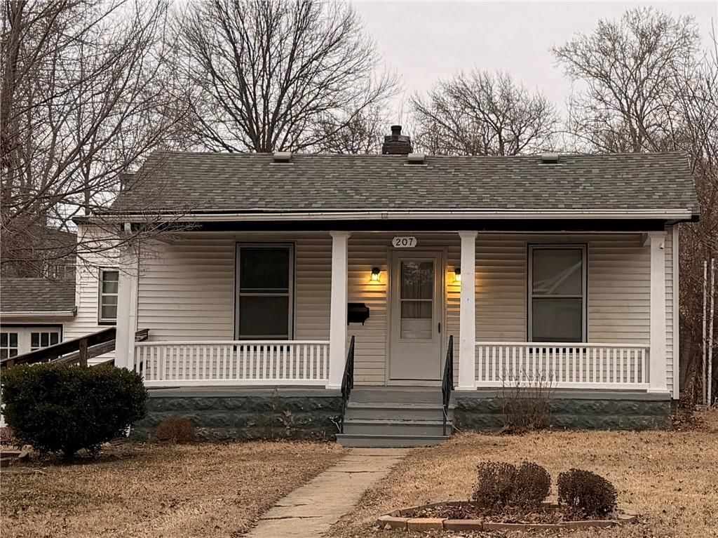 207 W Market Street — photo 2
