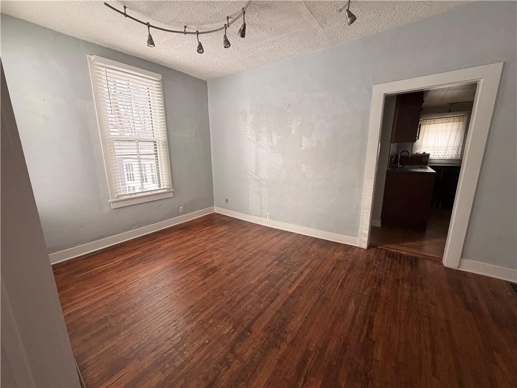 207 W Market Street — photo 7
