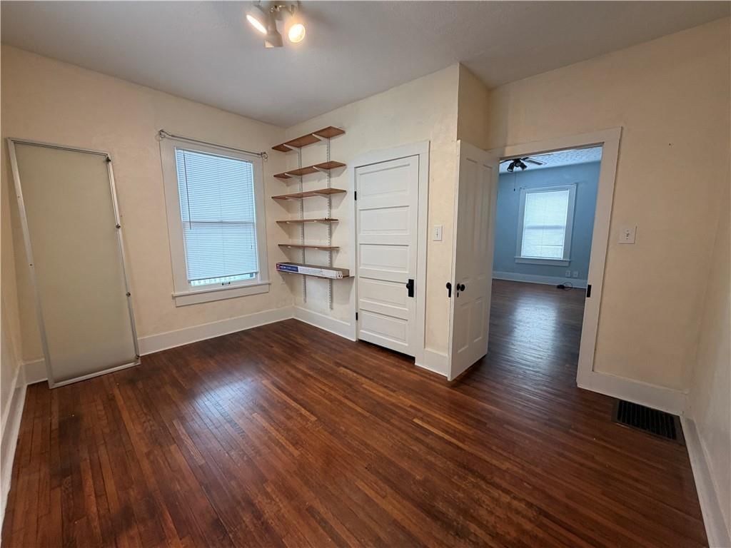 207 W Market Street — photo 14