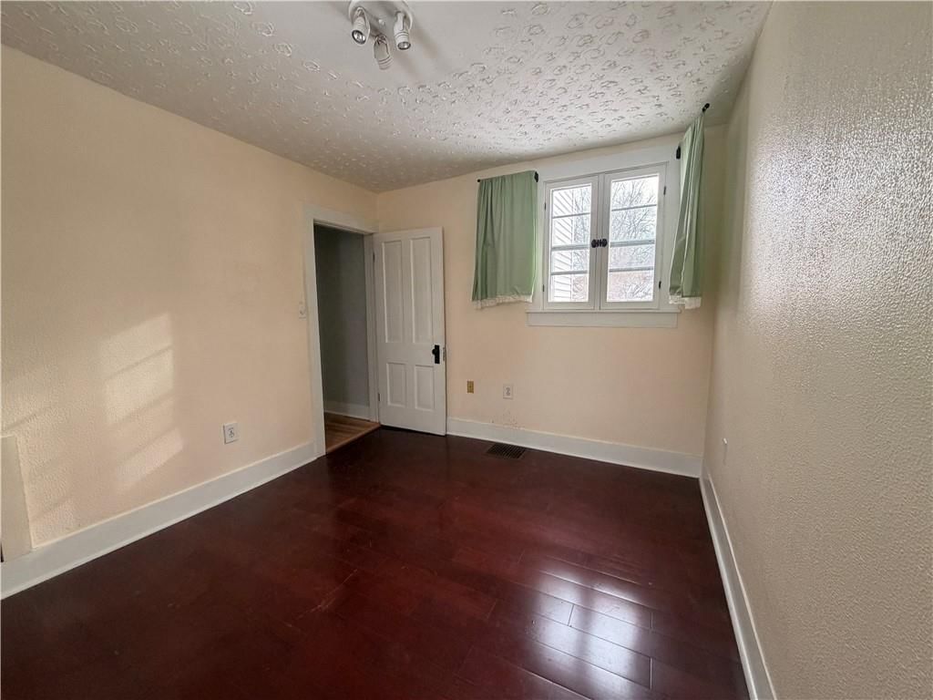 207 W Market Street — photo 22