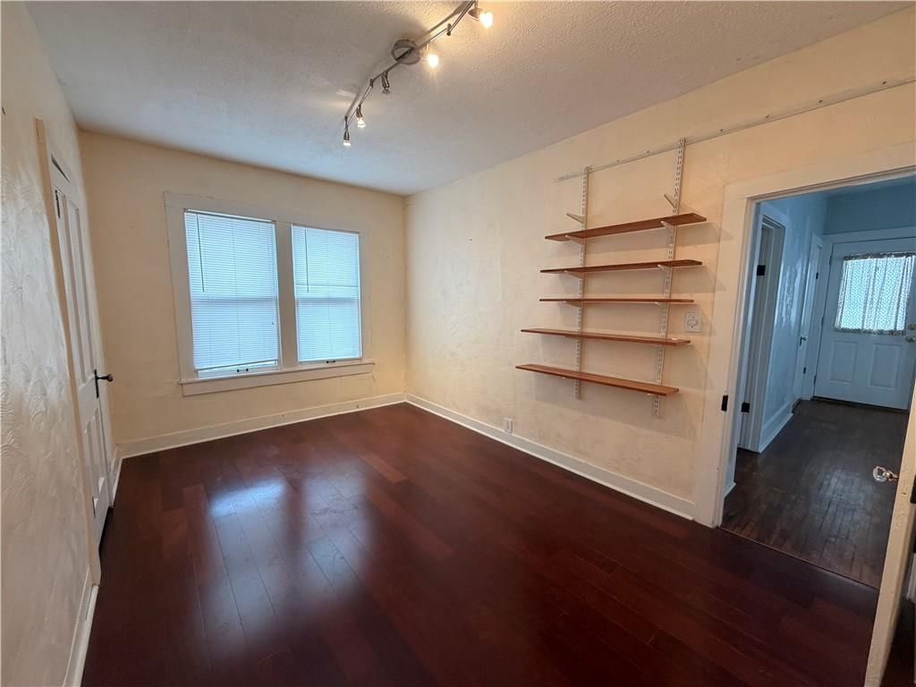 207 W Market Street — photo 24