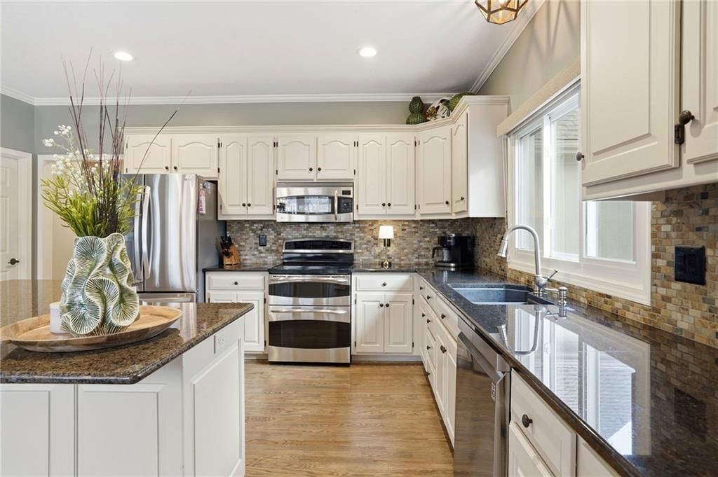 14768 Benson Street — photo 13