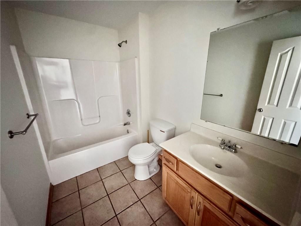 206 N Elm Street — photo 12