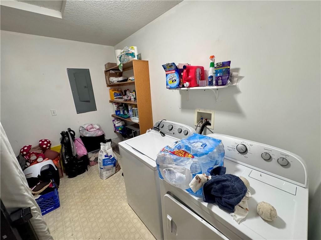 206 N Elm Street — photo 18