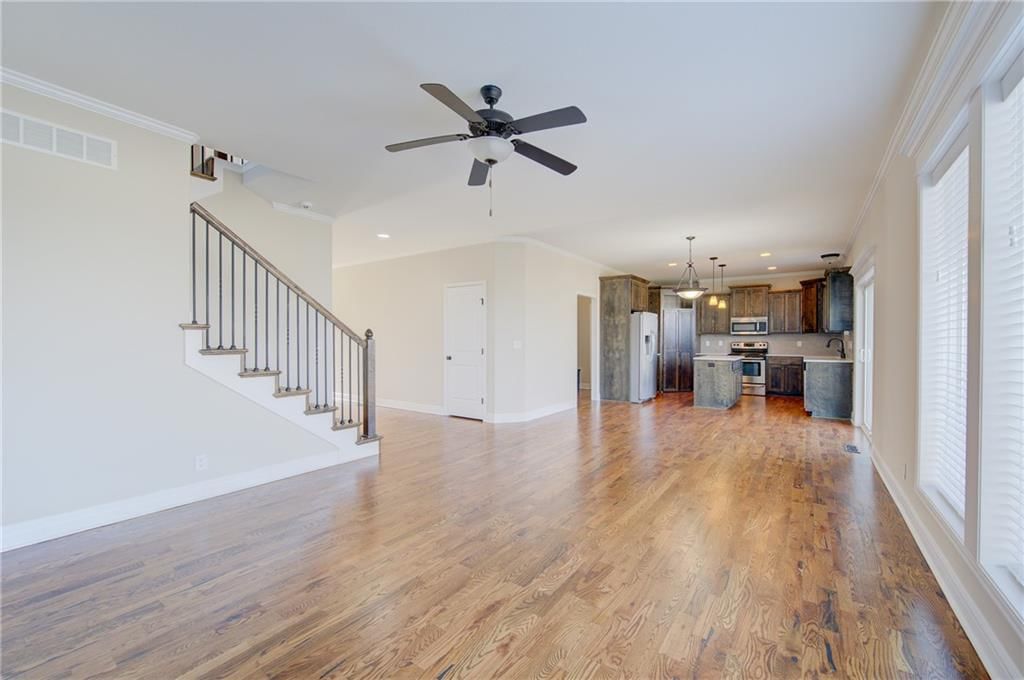 1001 SE Forest Ridge Court — photo 5