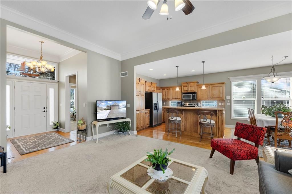 1362 Brompton Lane — photo 7