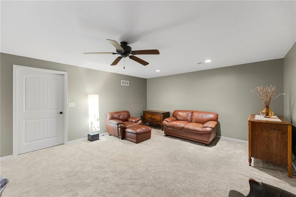 1362 Brompton Lane — photo 28
