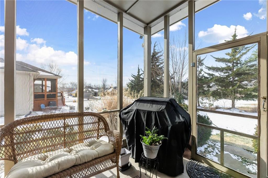 1362 Brompton Lane — photo 32
