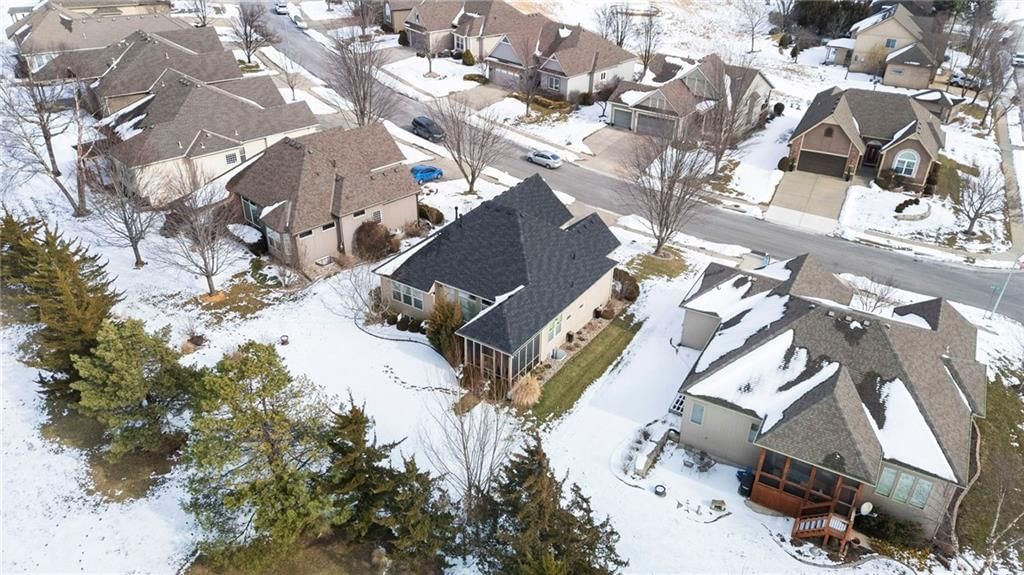 1362 Brompton Lane — photo 37