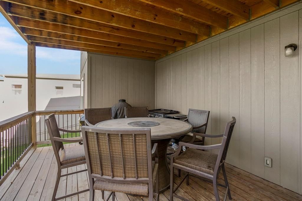 9831 Promenade Drive — photo 33