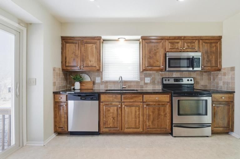 10007 MONROVIA Street — photo 8