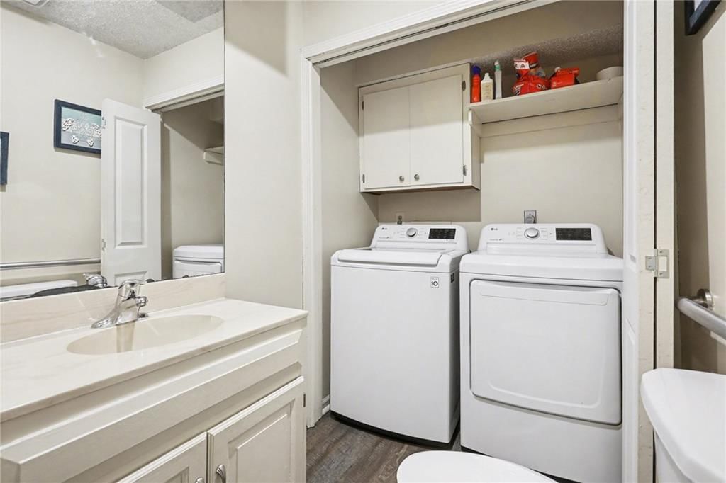 11712 Hardy Street — photo 16