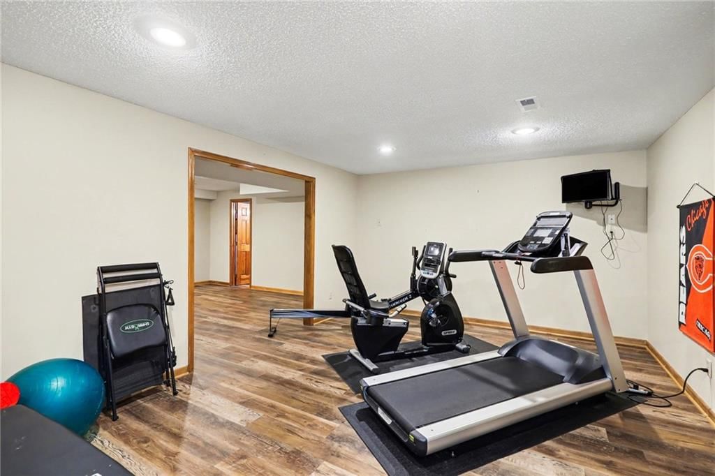 11712 Hardy Street — photo 28