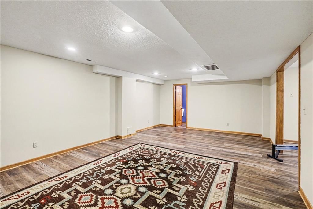 11712 Hardy Street — photo 30