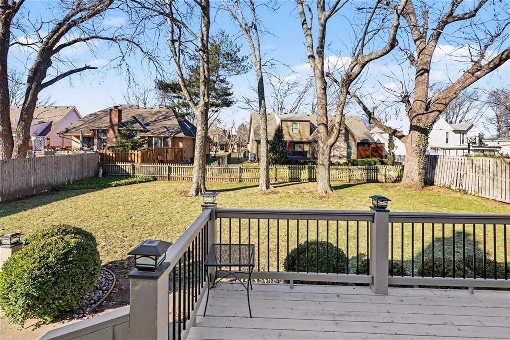 11712 Hardy Street — photo 32