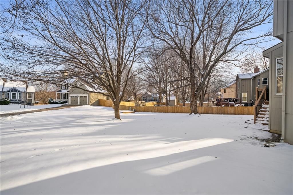 13209 S Locust Street — photo 11