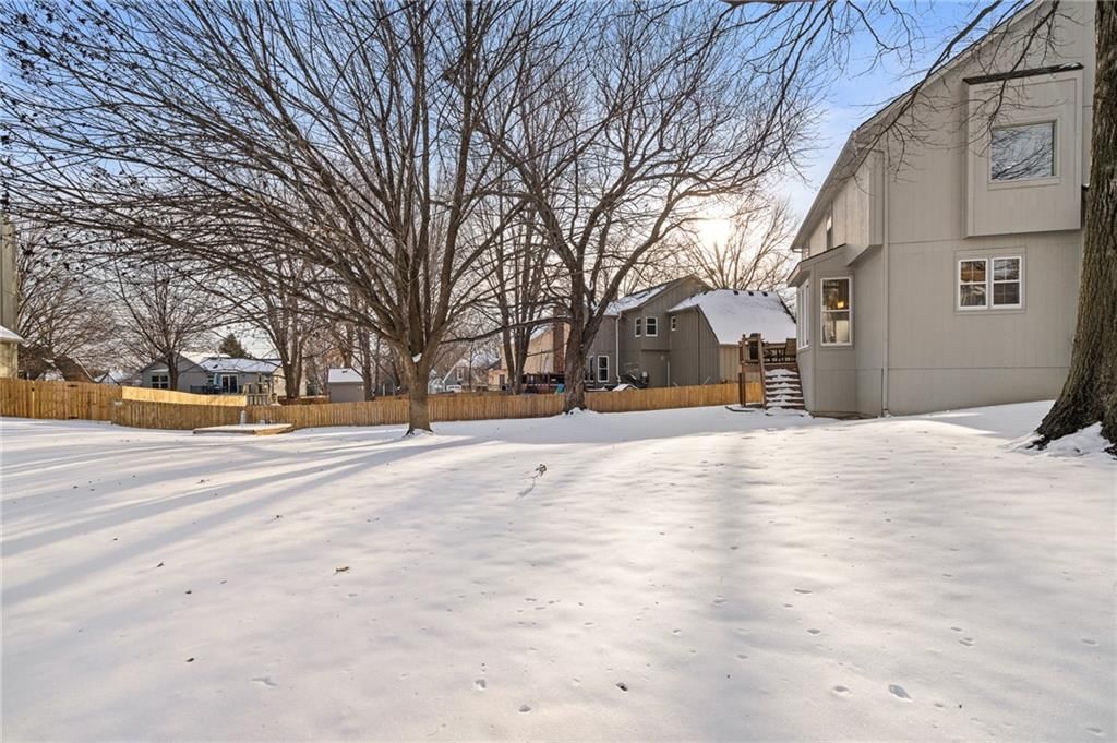 13209 S Locust Street — photo 12