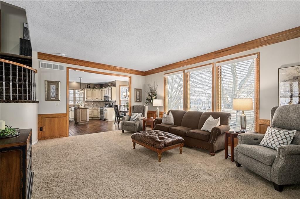 13209 S Locust Street — photo 16