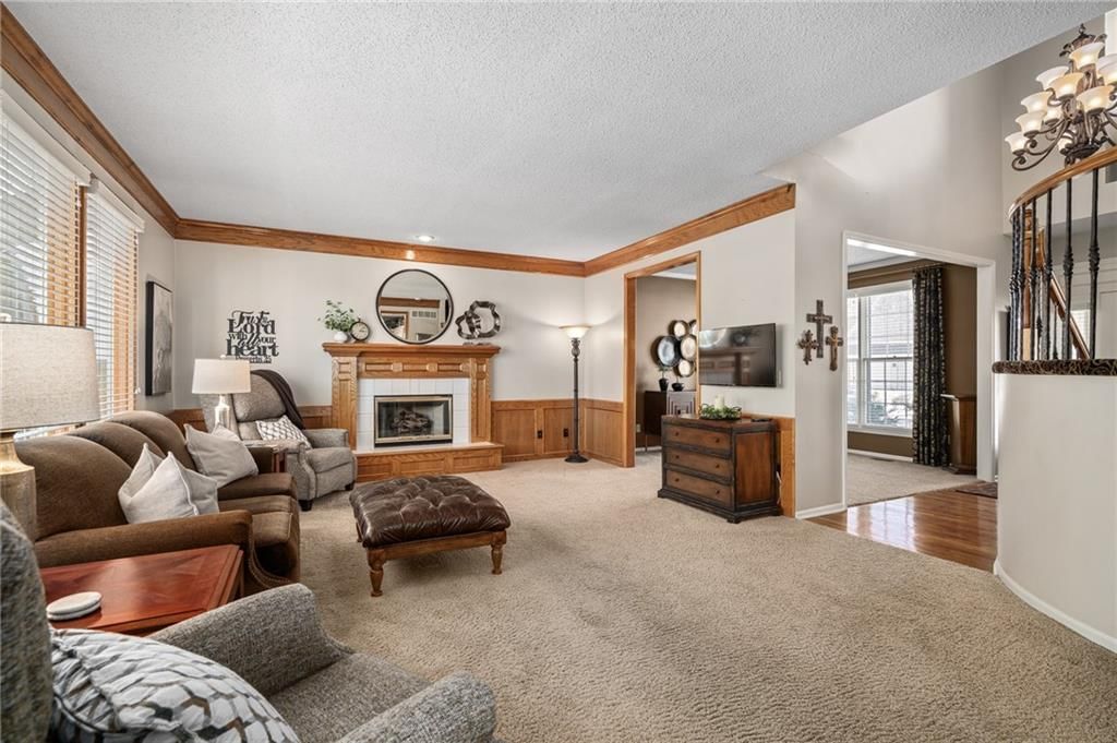 13209 S Locust Street — photo 18