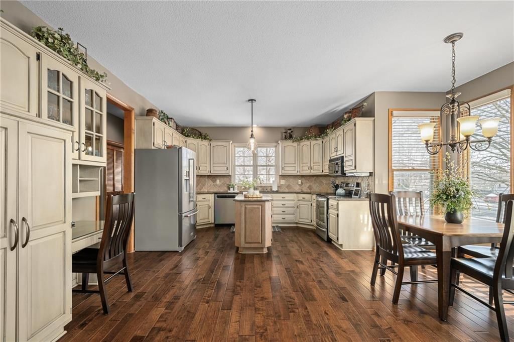 13209 S Locust Street — photo 24