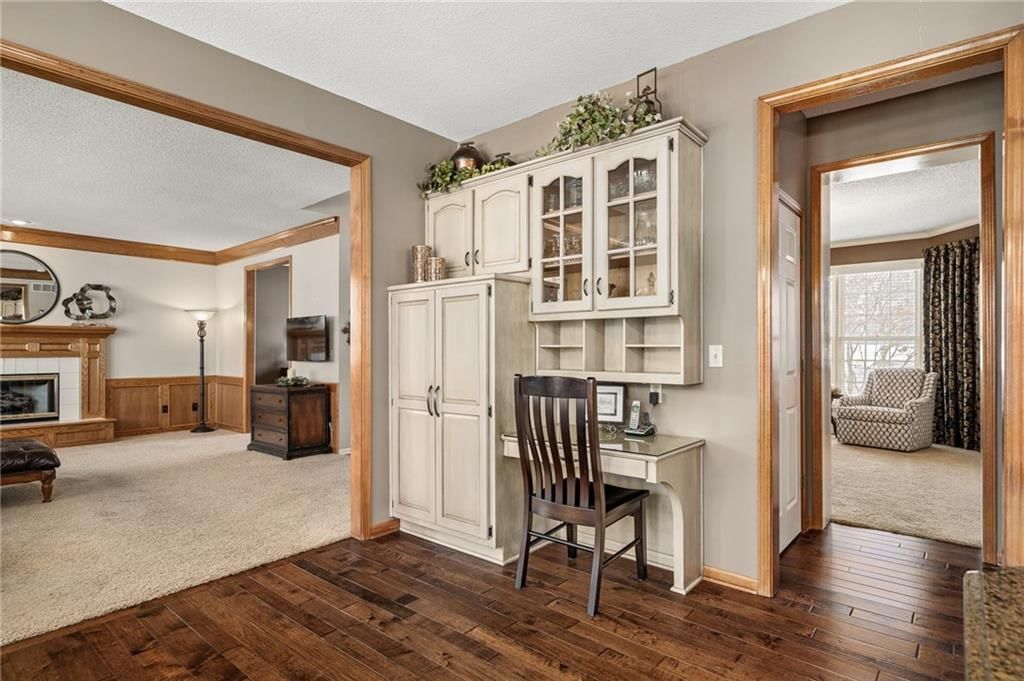 13209 S Locust Street — photo 31