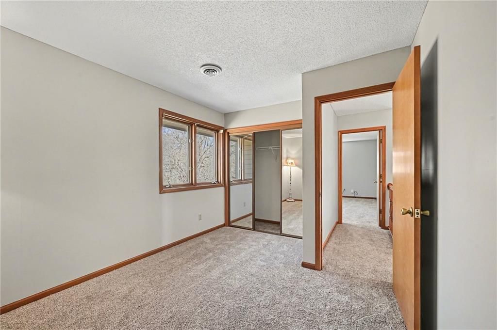 6530 N Revere Drive — photo 17