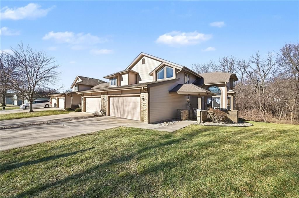 6530 N Revere Drive — photo 26