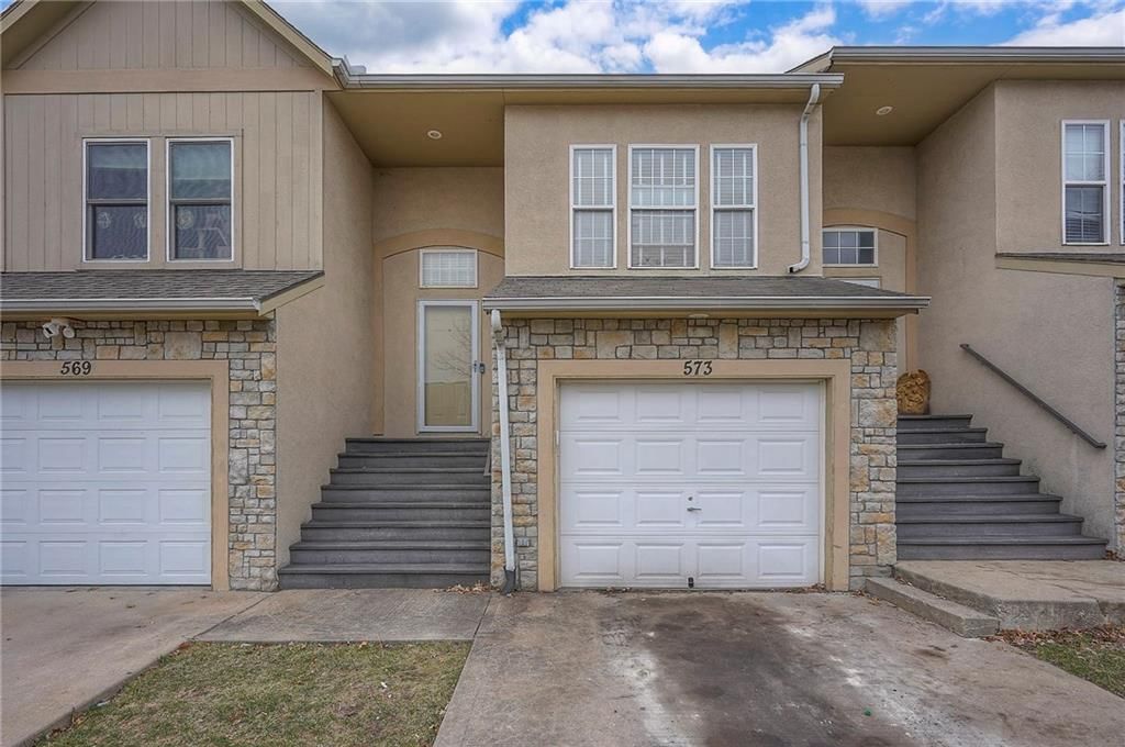 573 Woodson Lane, Gardner, KS