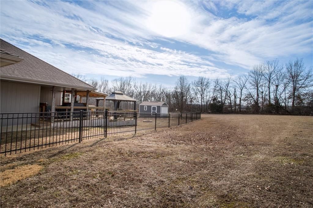 601 Hickory Hills Drive — photo 4