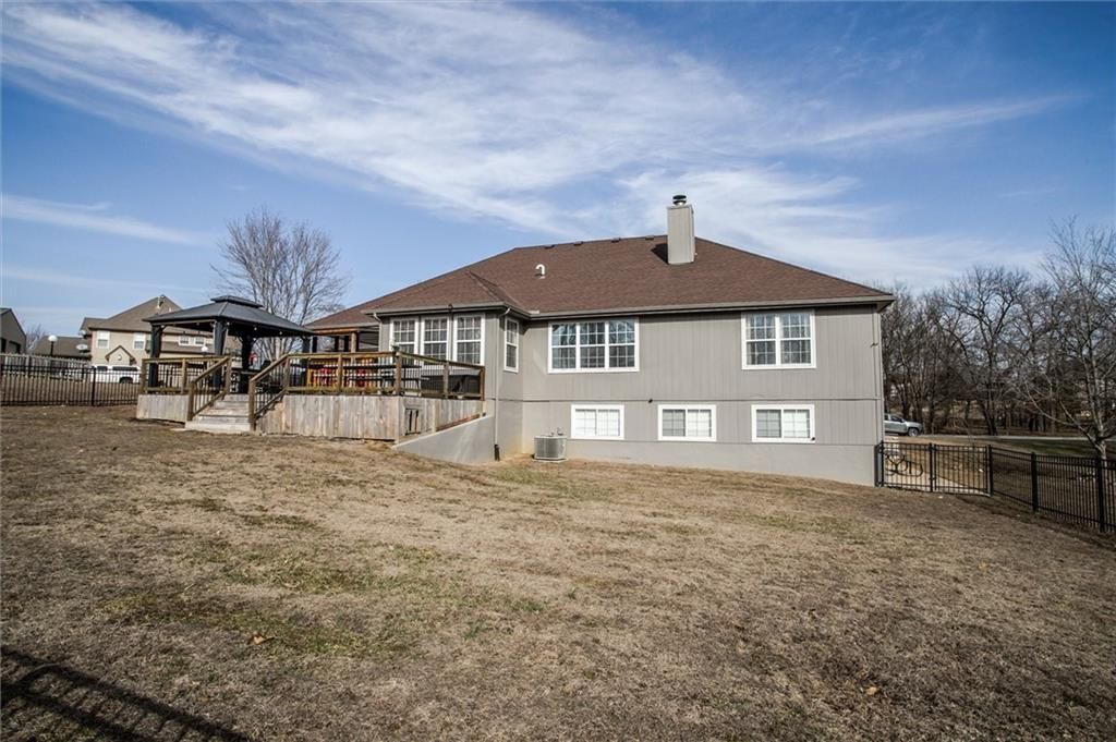 601 Hickory Hills Drive — photo 6