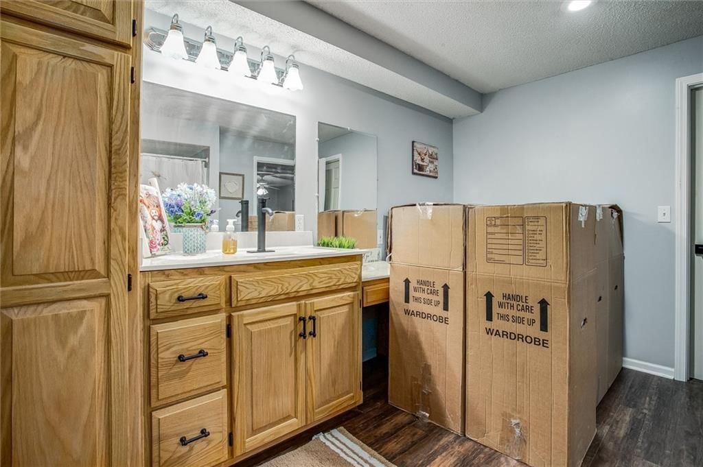 601 Hickory Hills Drive — photo 33