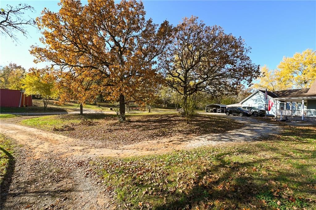 610 S EE Highway — photo 12