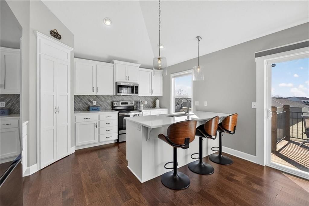 1486 N 162nd Court — photo 5