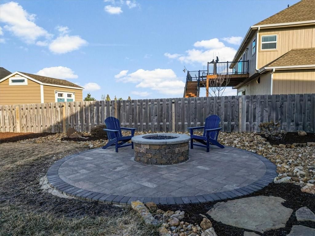 1486 N 162nd Court — photo 44