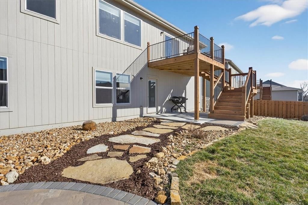 1486 N 162nd Court — photo 45