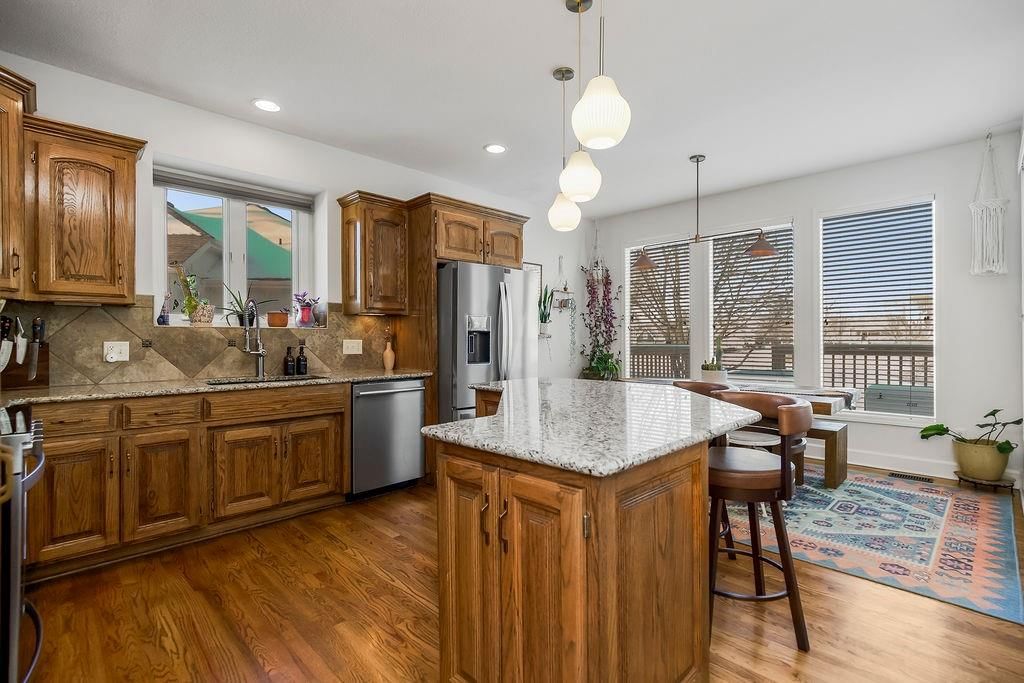 521 SE Asheville Drive — photo 12