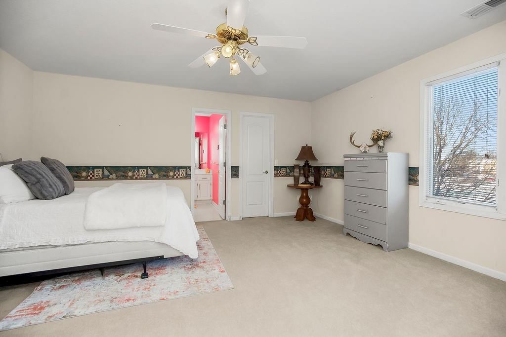 521 SE Asheville Drive — photo 24