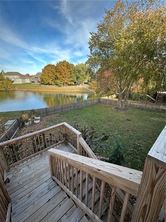 521 SE Asheville Drive — photo 36